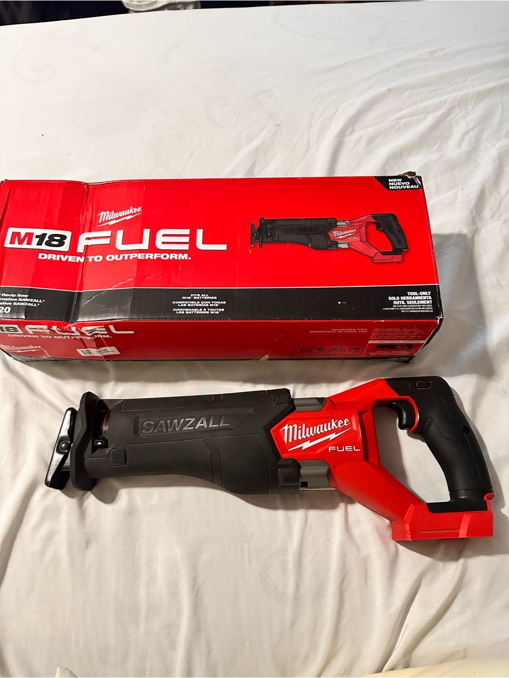 Milwaukee M18 FUEL SAWZALL 2821-20 Brushless 18V Battery Reciprocating Saw